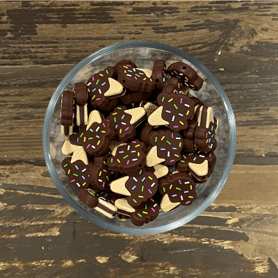 ice cream cone (choose color)